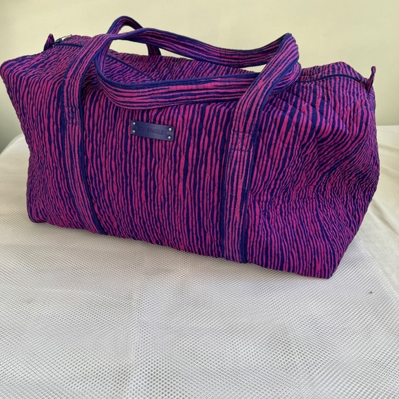 Vera Bradley Purple Quilted Extra Large Tote Bag Weekender Impressionista Stripe - Picture 5 of 8